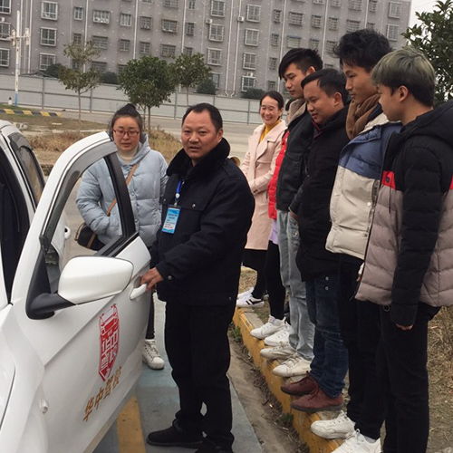 太子山中型載貨汽車駕駛員培訓駕校 專業(yè)培訓，安全駕駛